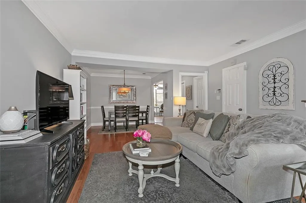 7500 Roswell Road Unit 45, Sandy Springs, Georgia 30350, 2 Bedrooms Bedrooms, ,2 BathroomsBathrooms,Residential,Sold,7500 Roswell Road Unit 45,6997685