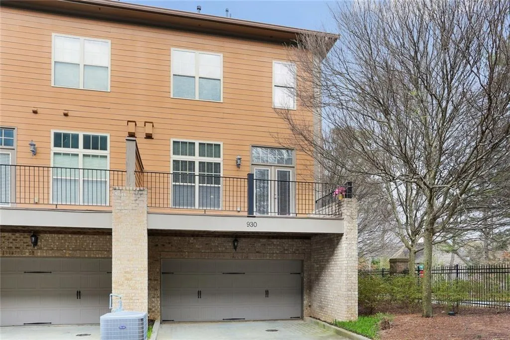 930 Telfair Close, Sandy Springs, Georgia 30350, 3 Bedrooms Bedrooms, ,3 BathroomsBathrooms,Residential,Sold,930 Telfair Close,6526400