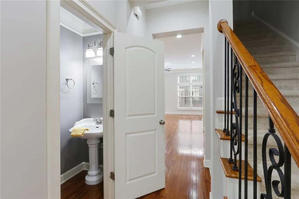 930 Telfair Close, Sandy Springs, Georgia 30350, 3 Bedrooms Bedrooms, ,3 BathroomsBathrooms,Residential,Sold,930 Telfair Close,6526400