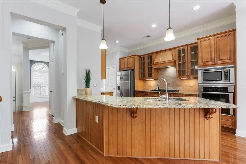 930 Telfair Close, Sandy Springs, Georgia 30350, 3 Bedrooms Bedrooms, ,3 BathroomsBathrooms,Residential,Sold,930 Telfair Close,6526400