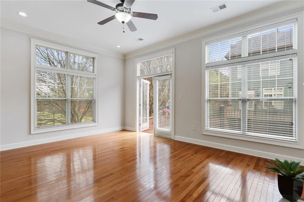 930 Telfair Close, Sandy Springs, Georgia 30350, 3 Bedrooms Bedrooms, ,3 BathroomsBathrooms,Residential,Sold,930 Telfair Close,6526400