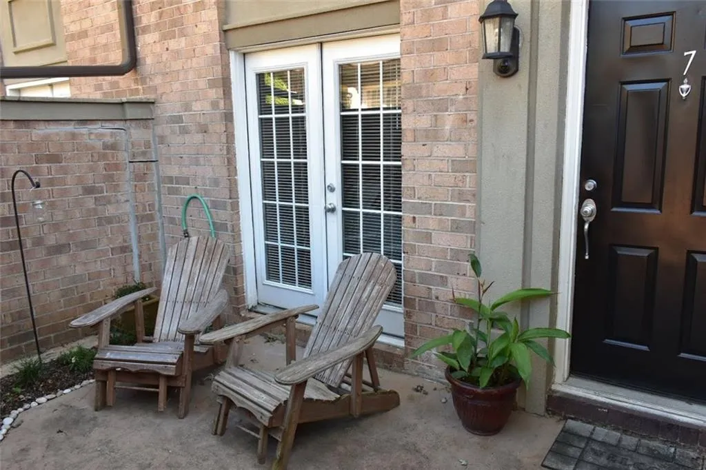 6980 Roswell Road Unit L7, Sandy Springs, Georgia 30328, 1 Bedroom Bedrooms, ,1 BathroomBathrooms,Residential,Sold,6980 Roswell Road Unit L7,6085975 6980 Roswell Road Unit L7, Sandy Springs, Georgia 30328, 1 Bedroom Bedrooms, ,1 BathroomBathrooms,Residential,Sold,6980 Roswell Road Unit L7,6085975