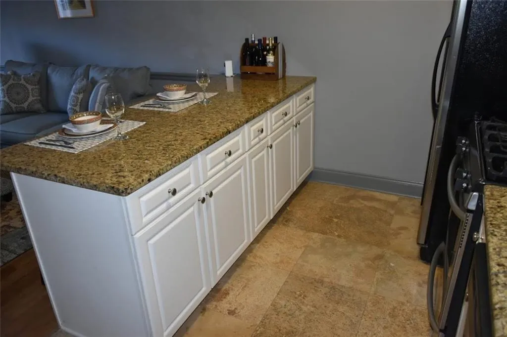 6980 Roswell Road Unit L7, Sandy Springs, Georgia 30328, 1 Bedroom Bedrooms, ,1 BathroomBathrooms,Residential,Sold,6980 Roswell Road Unit L7,6085975 6980 Roswell Road Unit L7, Sandy Springs, Georgia 30328, 1 Bedroom Bedrooms, ,1 BathroomBathrooms,Residential,Sold,6980 Roswell Road Unit L7,6085975