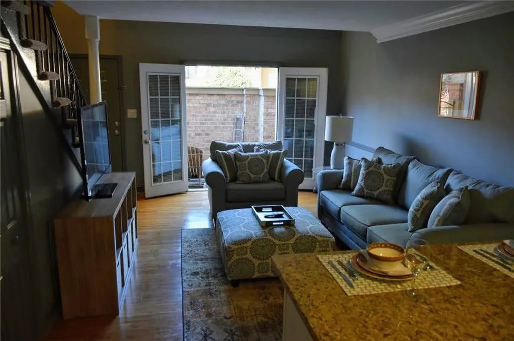 6980 Roswell Road Unit L7, Sandy Springs, Georgia 30328, 1 Bedroom Bedrooms, ,1 BathroomBathrooms,Residential,Sold,6980 Roswell Road Unit L7,6085975 6980 Roswell Road Unit L7, Sandy Springs, Georgia 30328, 1 Bedroom Bedrooms, ,1 BathroomBathrooms,Residential,Sold,6980 Roswell Road Unit L7,6085975