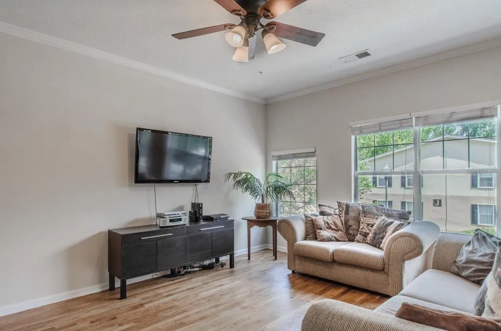 1150 Collier Road Nw Unit N2, Atlanta, Georgia 30318, 2 Bedrooms Bedrooms, ,2 BathroomsBathrooms,Residential,Sold,1150 Collier Road Nw Unit N2,5720889