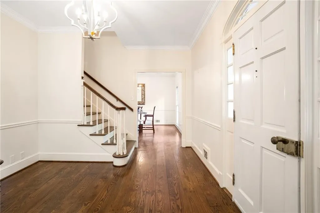 755 River Gate Drive, Sandy Springs, Georgia 30350, 4 Bedrooms Bedrooms, ,3 BathroomsBathrooms,Residential,Sold,755 River Gate Drive,6765569