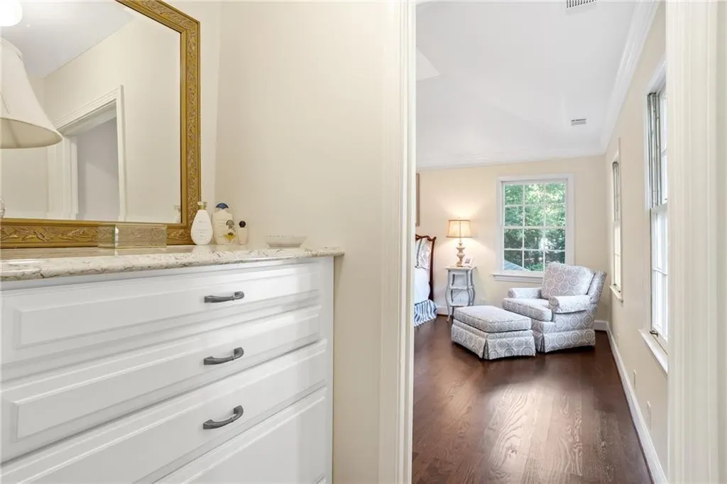 755 River Gate Drive, Sandy Springs, Georgia 30350, 4 Bedrooms Bedrooms, ,3 BathroomsBathrooms,Residential,Sold,755 River Gate Drive,6765569