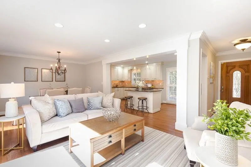 Sandy Springs, Georgia 30328, 3 Bedrooms Bedrooms, ,2 BathroomsBathrooms,Residential,Sold,6117950