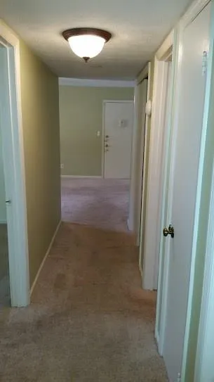 6700 Roswell Road Unit 2b, Sandy Springs, Georgia 30328, 3 Bedrooms Bedrooms, ,2 BathroomsBathrooms,Residential,Sold,6700 Roswell Road Unit 2b,5618876