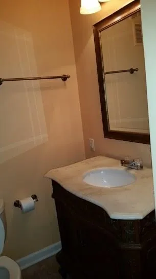 6700 Roswell Road Unit 2b, Sandy Springs, Georgia 30328, 3 Bedrooms Bedrooms, ,2 BathroomsBathrooms,Residential,Sold,6700 Roswell Road Unit 2b,5618876