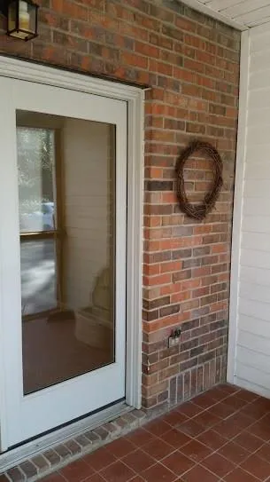 6700 Roswell Road Unit 2b, Sandy Springs, Georgia 30328, 3 Bedrooms Bedrooms, ,2 BathroomsBathrooms,Residential,Sold,6700 Roswell Road Unit 2b,5618876
