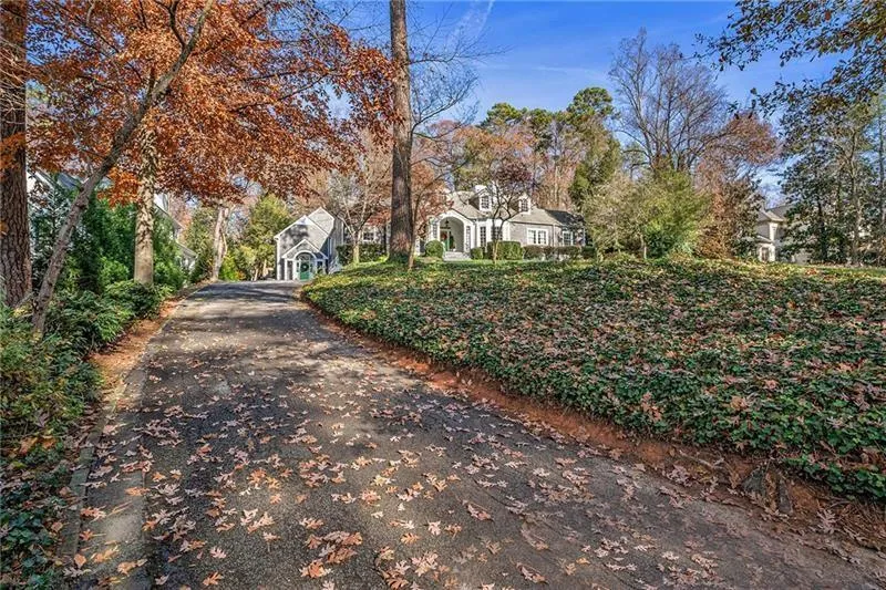 1225 West Wesley Road Nw, Atlanta, Georgia 30327, 5 Bedrooms Bedrooms, ,4 BathroomsBathrooms,Residential,For Sale,1225 West Wesley Road Nw,7649780