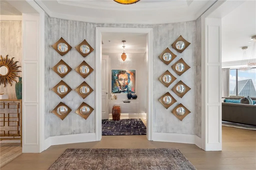 3344 Peachtree Road Ne Unit 3601, Atlanta, Georgia 30326, 2 Bedrooms Bedrooms, ,2 BathroomsBathrooms,Residential,Sold,3344 Peachtree Road Ne Unit 3601,7564795