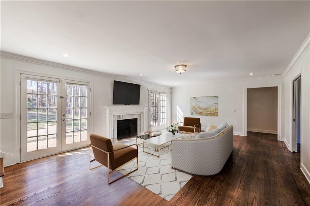 1320 Belmore Way, Sandy Springs, Georgia 30350, 5 Bedrooms Bedrooms, ,4 BathroomsBathrooms,Residential,Sold,1320 Belmore Way,7338989