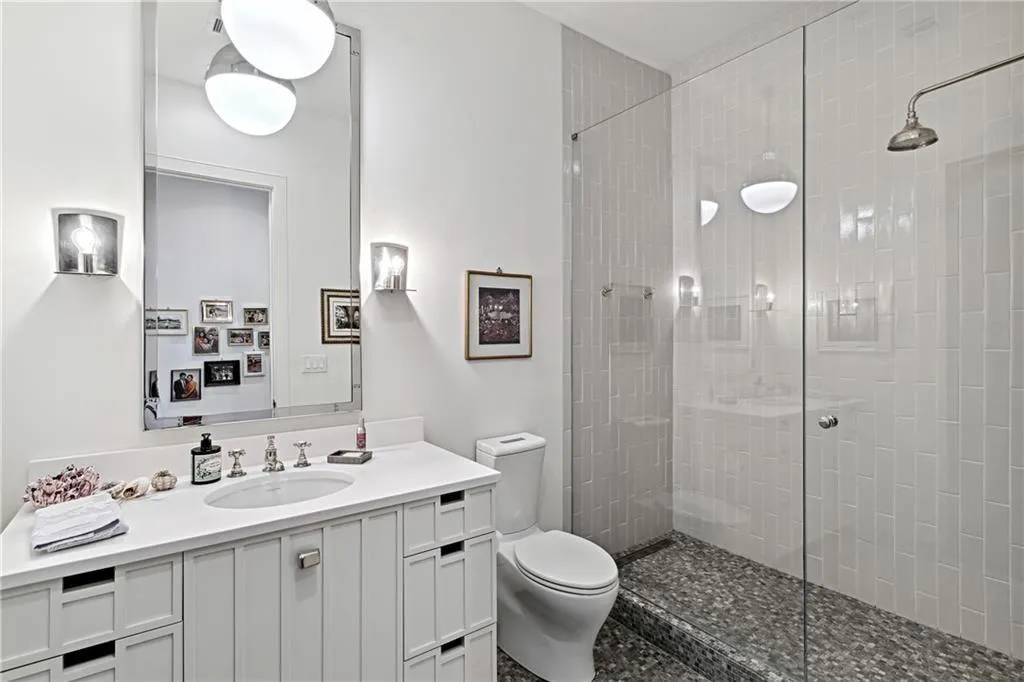 3630 Peachtree Road Ne Unit 3302, Atlanta, Georgia 30326, 3 Bedrooms Bedrooms, ,3 BathroomsBathrooms,Residential,For Sale,3630 Peachtree Road Ne Unit 3302,7542685