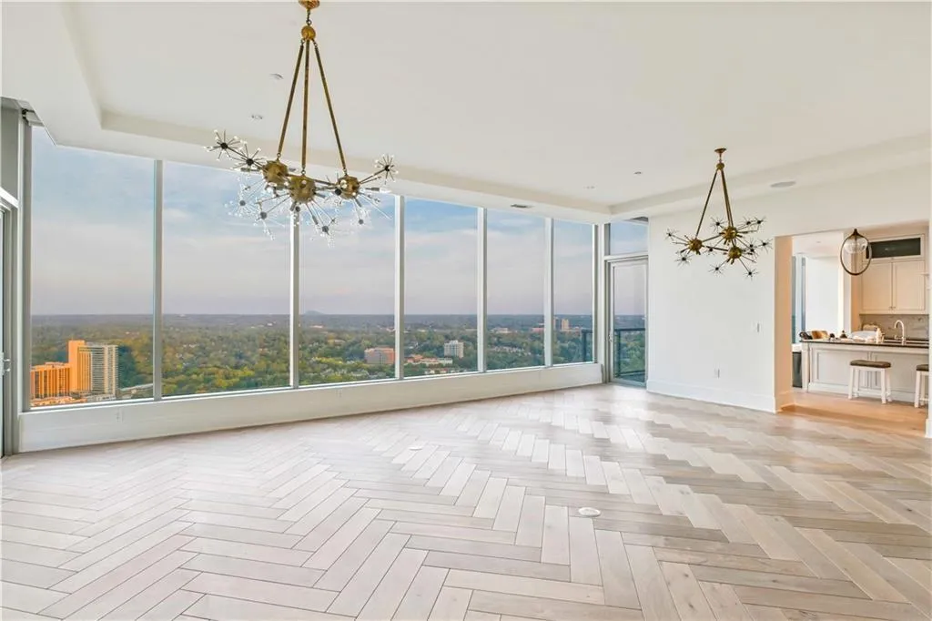 3630 Peachtree Road Ne Unit 3302, Atlanta, Georgia 30326, 3 Bedrooms Bedrooms, ,3 BathroomsBathrooms,Residential,For Sale,3630 Peachtree Road Ne Unit 3302,7542685