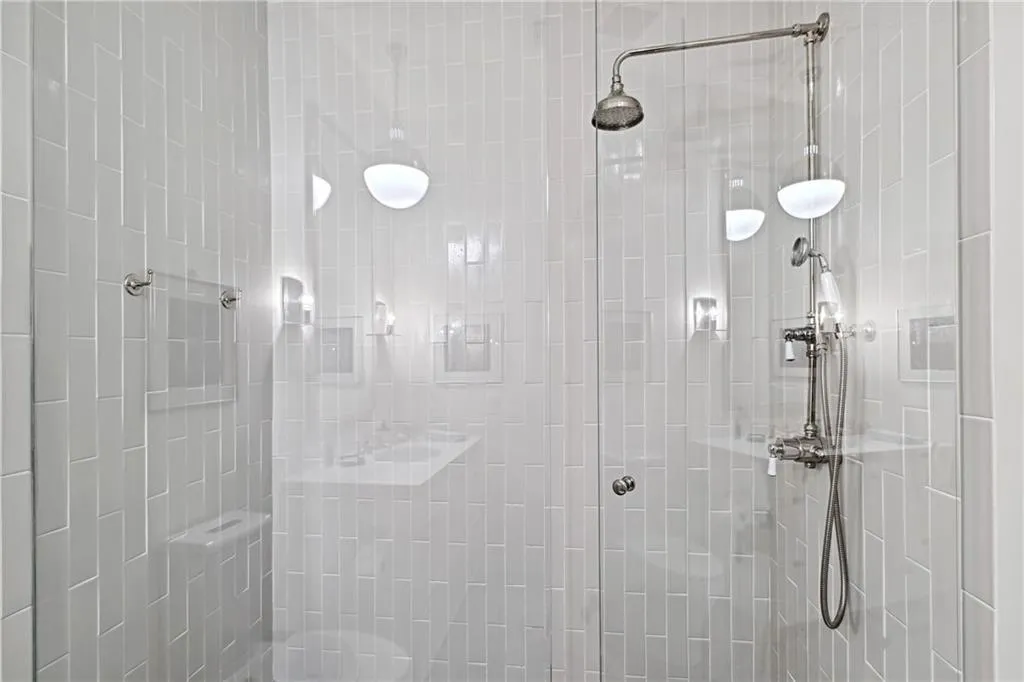 3630 Peachtree Road Ne Unit 3302, Atlanta, Georgia 30326, 3 Bedrooms Bedrooms, ,3 BathroomsBathrooms,Residential,For Sale,3630 Peachtree Road Ne Unit 3302,7542685