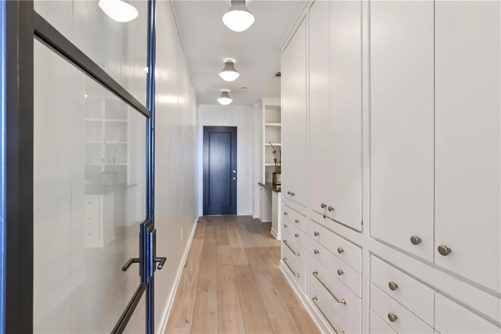 3630 Peachtree Road Ne Unit 3302, Atlanta, Georgia 30326, 3 Bedrooms Bedrooms, ,3 BathroomsBathrooms,Residential,For Sale,3630 Peachtree Road Ne Unit 3302,7542685