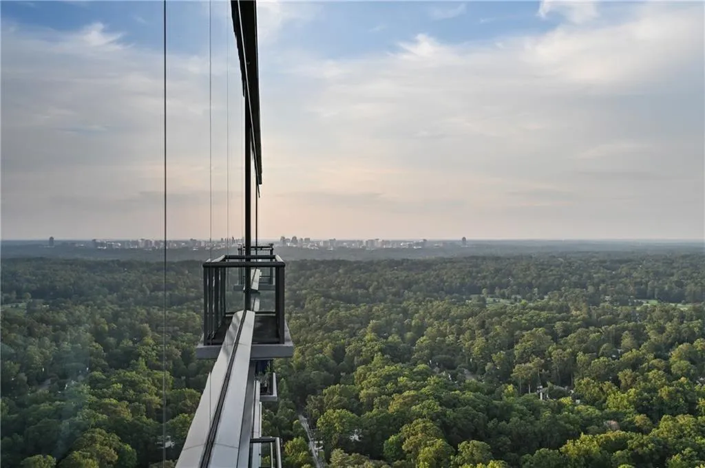 3630 Peachtree Road Ne Unit 3302, Atlanta, Georgia 30326, 3 Bedrooms Bedrooms, ,3 BathroomsBathrooms,Residential,For Sale,3630 Peachtree Road Ne Unit 3302,7542685