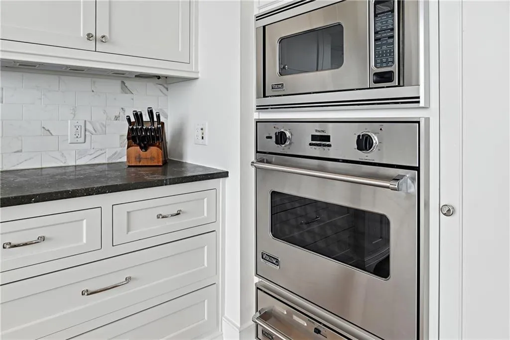 3630 Peachtree Road Ne Unit 3302, Atlanta, Georgia 30326, 3 Bedrooms Bedrooms, ,3 BathroomsBathrooms,Residential,For Sale,3630 Peachtree Road Ne Unit 3302,7542685