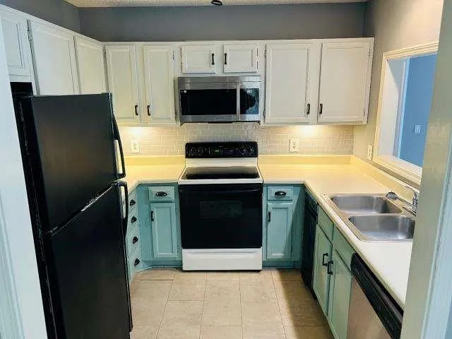 104 Abingdon Way, Sandy Springs, Georgia 30328