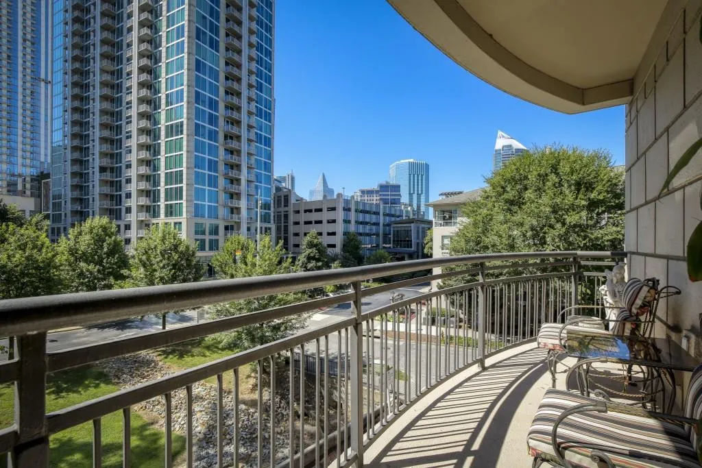 3445 Stratford Road Ne Unit 308, Atlanta, Georgia 30326, 1 Bedroom Bedrooms, ,1 BathroomBathrooms,Residential,Sold,3445 Stratford Road Ne Unit 308,6607247