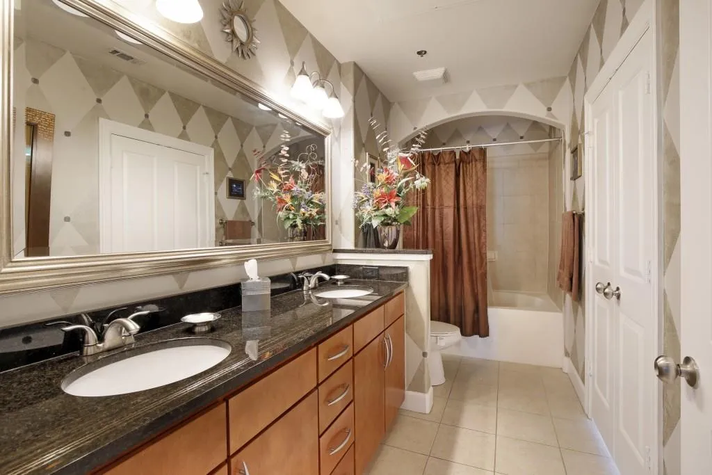 3445 Stratford Road Ne Unit 308, Atlanta, Georgia 30326, 1 Bedroom Bedrooms, ,1 BathroomBathrooms,Residential,Sold,3445 Stratford Road Ne Unit 308,6607247