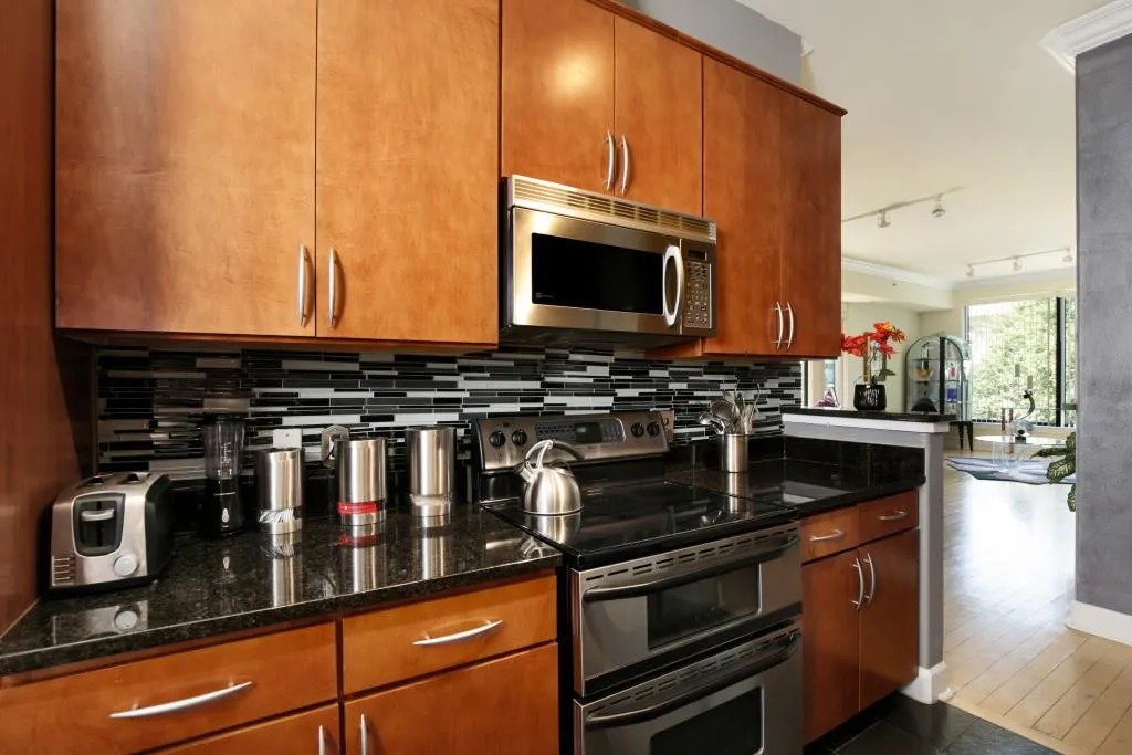 3445 Stratford Road Ne Unit 308, Atlanta, Georgia 30326, 1 Bedroom Bedrooms, ,1 BathroomBathrooms,Residential,Sold,3445 Stratford Road Ne Unit 308,6607247