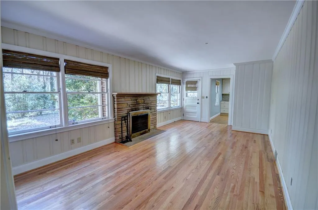 444 Hilderbrand Drive, Sandy Springs, Georgia 30328, 2 Bedrooms Bedrooms, ,1 BathroomBathrooms,Residential,Sold,444 Hilderbrand Drive,6810376