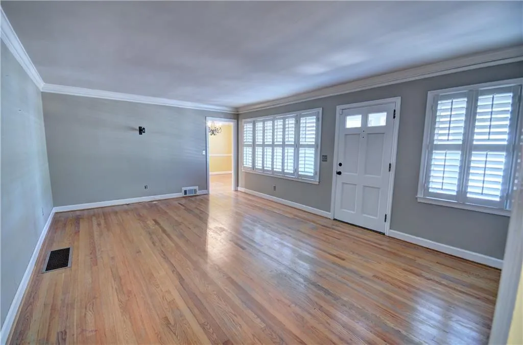 444 Hilderbrand Drive, Sandy Springs, Georgia 30328, 2 Bedrooms Bedrooms, ,1 BathroomBathrooms,Residential,Sold,444 Hilderbrand Drive,6810376