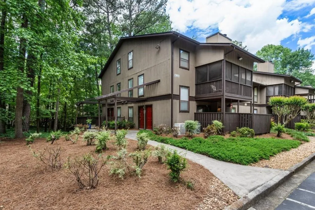 504 River Run Drive, Atlanta, Georgia 30350, 2 Bedrooms Bedrooms, ,1 BathroomBathrooms,Residential,Sold,504 River Run Drive,7580276