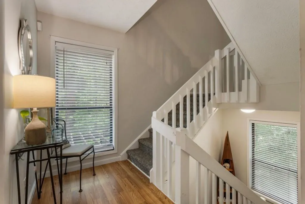 504 River Run Drive, Atlanta, Georgia 30350, 2 Bedrooms Bedrooms, ,1 BathroomBathrooms,Residential,Sold,504 River Run Drive,7580276
