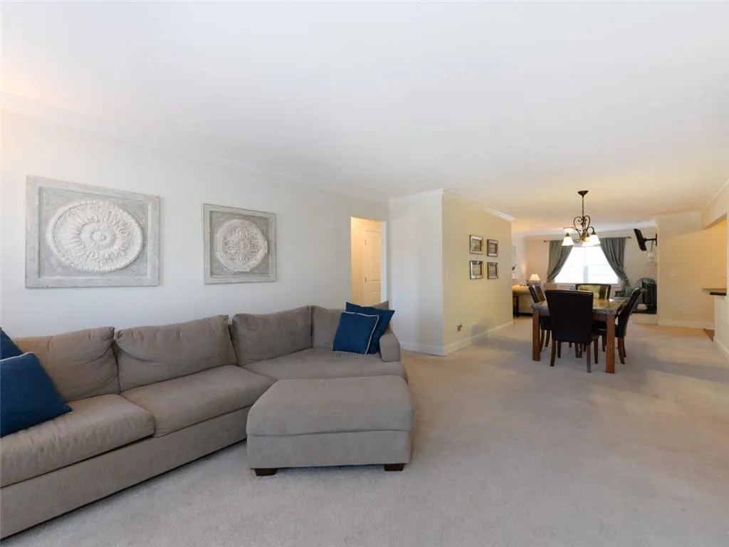750 Dalrymple Road Unit L1, Atlanta, Georgia 30328, 2 Bedrooms Bedrooms, ,2 BathroomsBathrooms,Residential,Sold,750 Dalrymple Road Unit L1,5962781