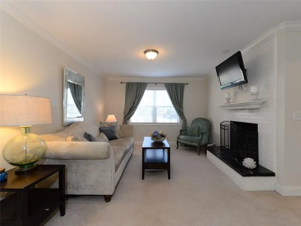 750 Dalrymple Road Unit L1, Atlanta, Georgia 30328, 2 Bedrooms Bedrooms, ,2 BathroomsBathrooms,Residential,Sold,750 Dalrymple Road Unit L1,5962781