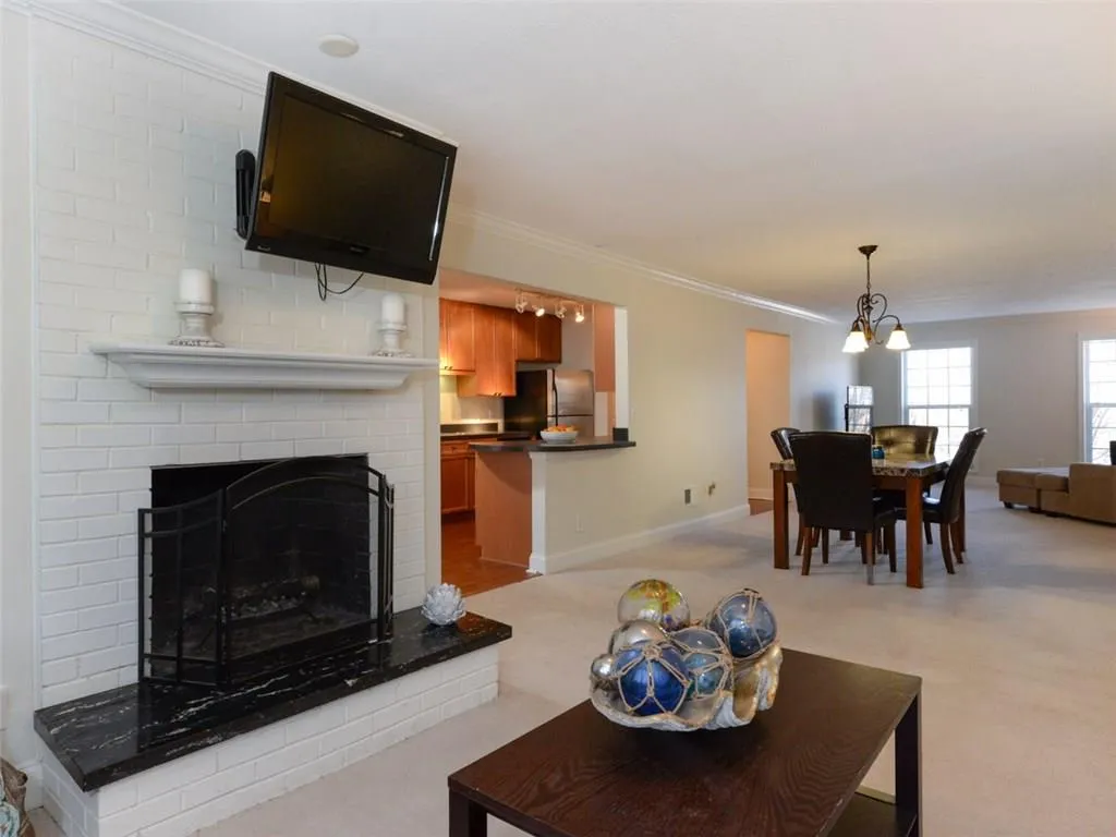 750 Dalrymple Road Unit L1, Atlanta, Georgia 30328, 2 Bedrooms Bedrooms, ,2 BathroomsBathrooms,Residential,Sold,750 Dalrymple Road Unit L1,5962781