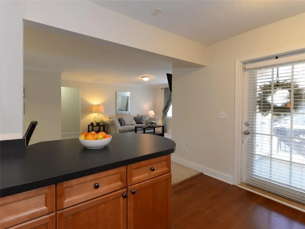 750 Dalrymple Road Unit L1, Atlanta, Georgia 30328, 2 Bedrooms Bedrooms, ,2 BathroomsBathrooms,Residential,Sold,750 Dalrymple Road Unit L1,5962781