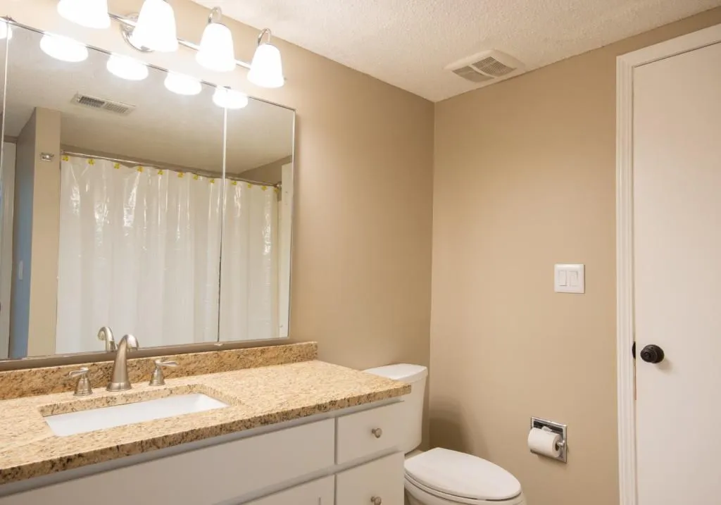 6851 Roswell Road Unit N9, Sandy Springs, Georgia 30328, 2 Bedrooms Bedrooms, ,1 BathroomBathrooms,Residential,Sold,6851 Roswell Road Unit N9,6623051