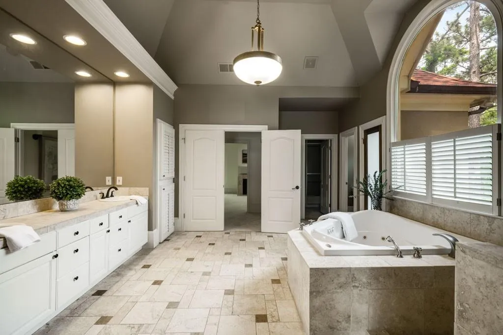 95 Grogans Landing, Atlanta, Georgia 30350, 7 Bedrooms Bedrooms, ,6 BathroomsBathrooms,Residential,Sold,95 Grogans Landing,7579644