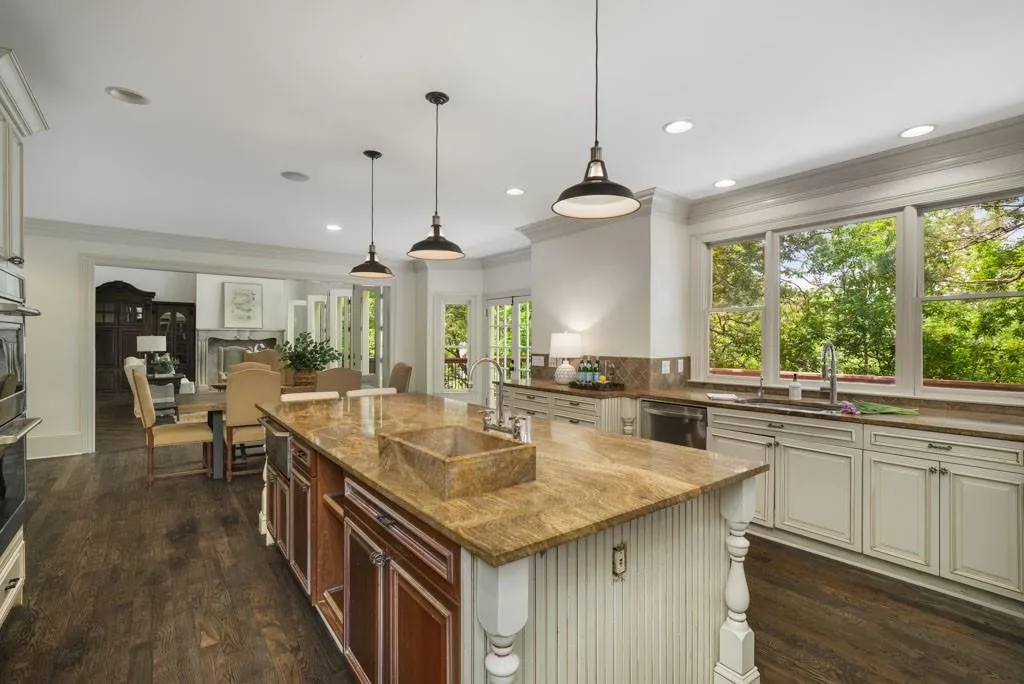 95 Grogans Landing, Atlanta, Georgia 30350, 7 Bedrooms Bedrooms, ,6 BathroomsBathrooms,Residential,Sold,95 Grogans Landing,7579644