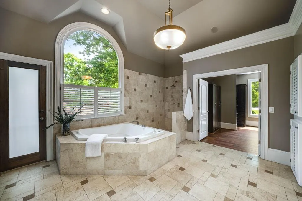 95 Grogans Landing, Atlanta, Georgia 30350, 7 Bedrooms Bedrooms, ,6 BathroomsBathrooms,Residential,Sold,95 Grogans Landing,7579644