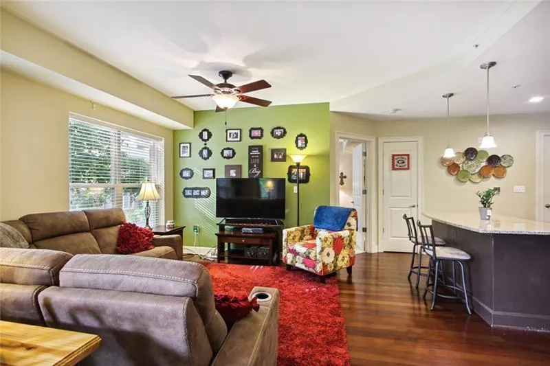 200 River Vista Drive Unit 313, Atlanta, Georgia 30339, 2 Bedrooms Bedrooms, ,2 BathroomsBathrooms,Residential,Sold,200 River Vista Drive Unit 313,7063756