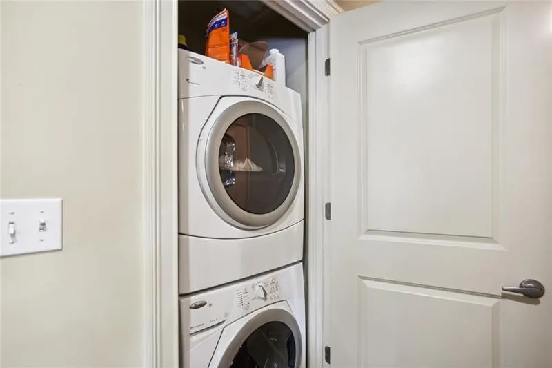 200 River Vista Drive Unit 313, Atlanta, Georgia 30339, 2 Bedrooms Bedrooms, ,2 BathroomsBathrooms,Residential,Sold,200 River Vista Drive Unit 313,7063756