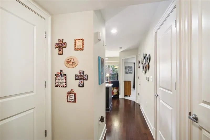 200 River Vista Drive Unit 313, Atlanta, Georgia 30339, 2 Bedrooms Bedrooms, ,2 BathroomsBathrooms,Residential,Sold,200 River Vista Drive Unit 313,7063756