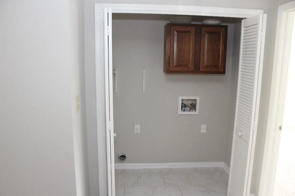 135 Brantley Road, Atlanta, Georgia 30350, 2 Bedrooms Bedrooms, ,2 BathroomsBathrooms,Residential,Sold,135 Brantley Road,5596407