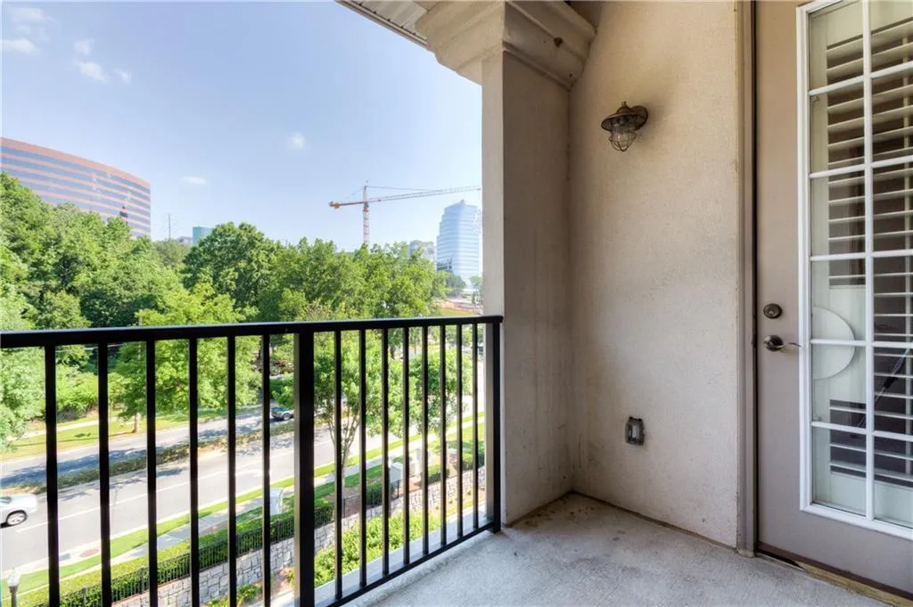 3621 Vinings Slope Se Unit 1530, Atlanta, Georgia 30339, 2 Bedrooms Bedrooms, ,2 BathroomsBathrooms,Residential,For Sale,3621 Vinings Slope Se Unit 1530,7639756