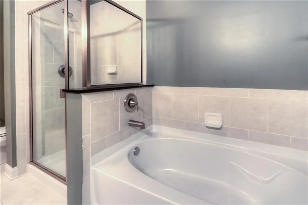 3621 Vinings Slope Se Unit 1530, Atlanta, Georgia 30339, 2 Bedrooms Bedrooms, ,2 BathroomsBathrooms,Residential,For Sale,3621 Vinings Slope Se Unit 1530,7639756