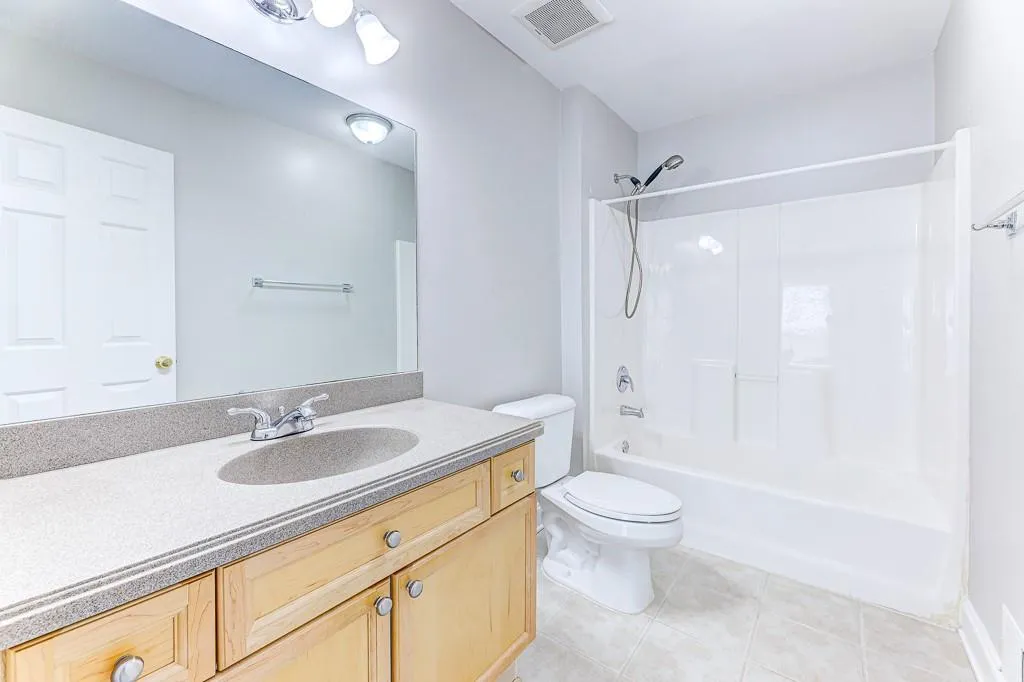 601 Masons Creek Circle, Sandy Springs, Georgia 30350, 2 Bedrooms Bedrooms, ,2 BathroomsBathrooms,Residential,Sold,601 Masons Creek Circle,6773008