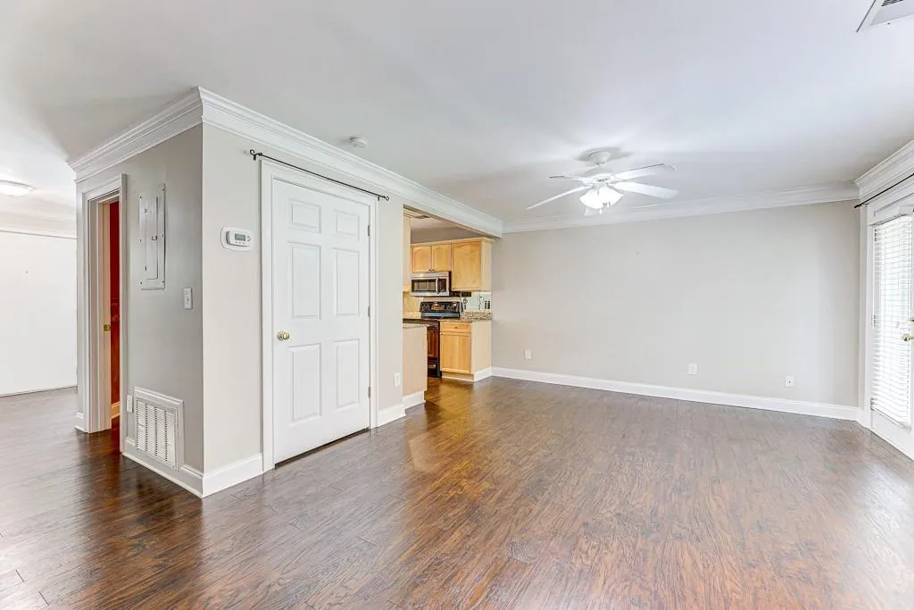 601 Masons Creek Circle, Sandy Springs, Georgia 30350, 2 Bedrooms Bedrooms, ,2 BathroomsBathrooms,Residential,Sold,601 Masons Creek Circle,6773008