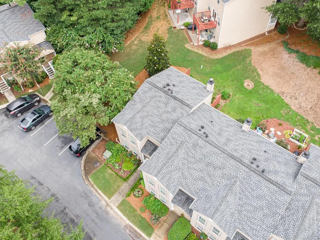601 Masons Creek Circle, Sandy Springs, Georgia 30350, 2 Bedrooms Bedrooms, ,2 BathroomsBathrooms,Residential,Sold,601 Masons Creek Circle,6773008