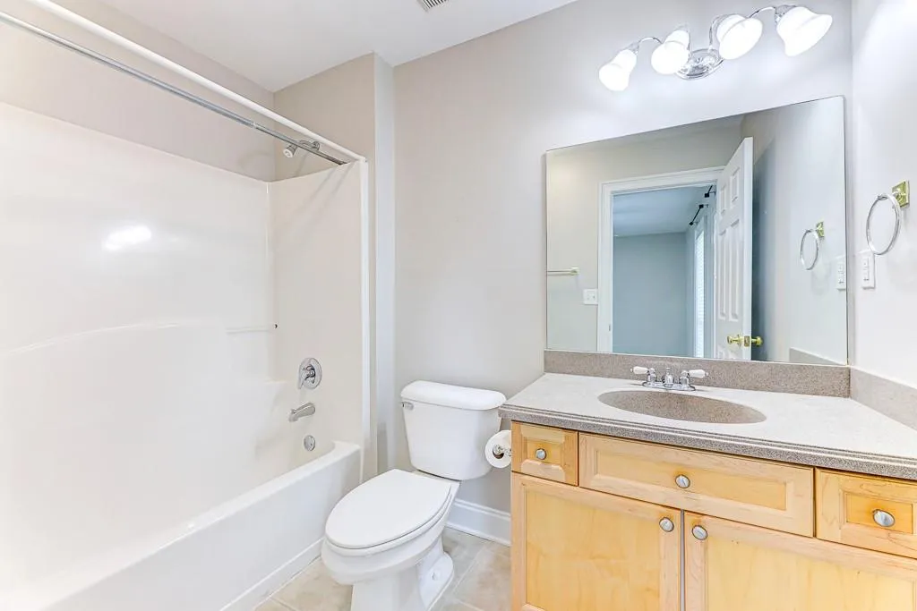 601 Masons Creek Circle, Sandy Springs, Georgia 30350, 2 Bedrooms Bedrooms, ,2 BathroomsBathrooms,Residential,Sold,601 Masons Creek Circle,6773008